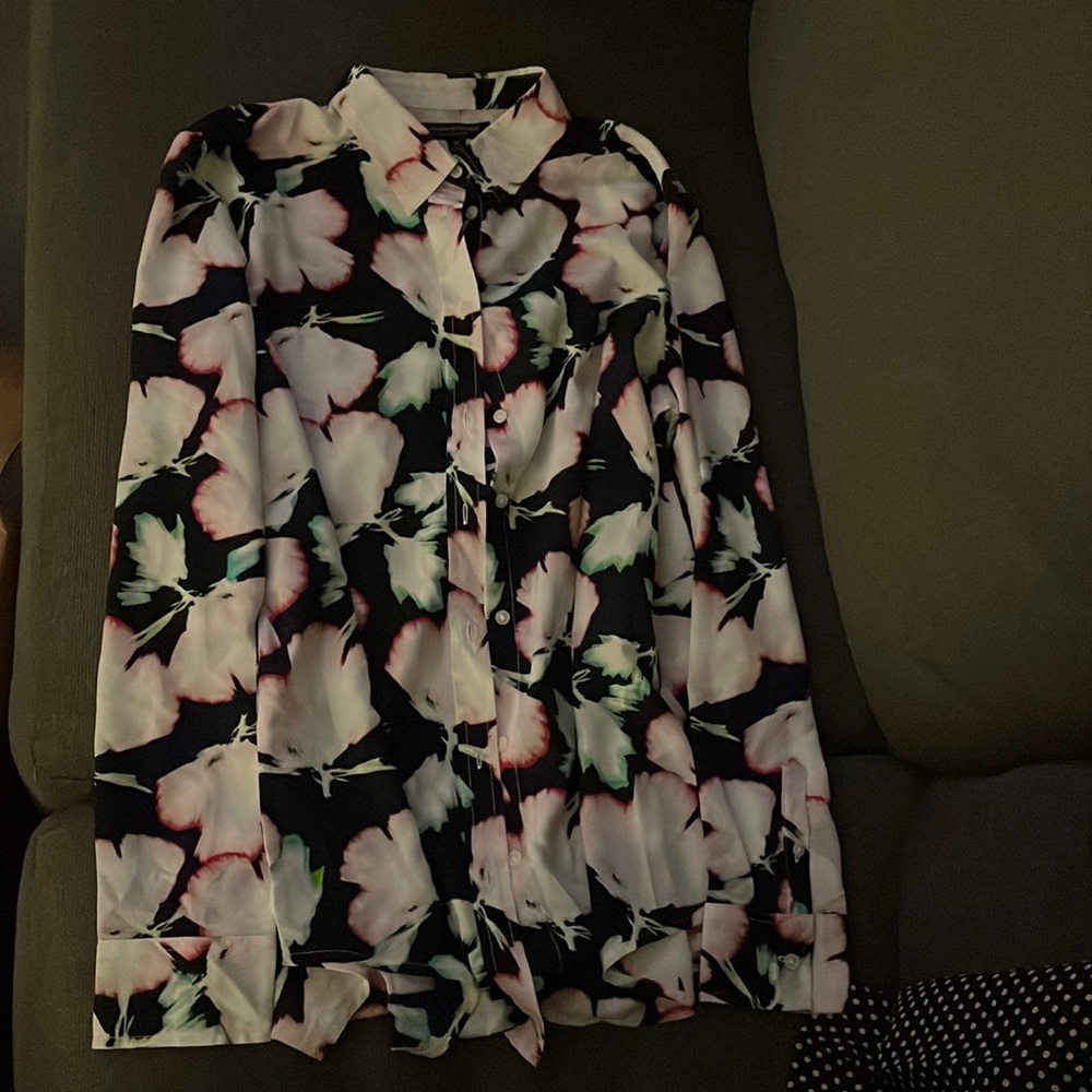 Banana Republic Blouse - Like New - Size M